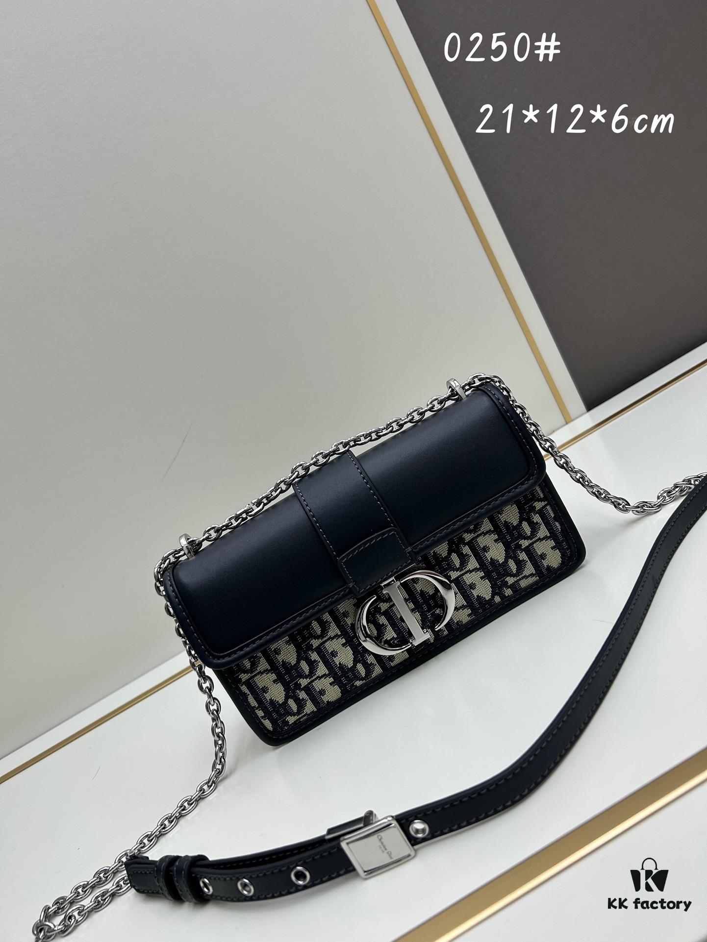6930a37c6e68136f4d9abd9e Box Set with Authentic Silver Hardware 🔥【New Small Size】Dior 30 Montaigne Bag