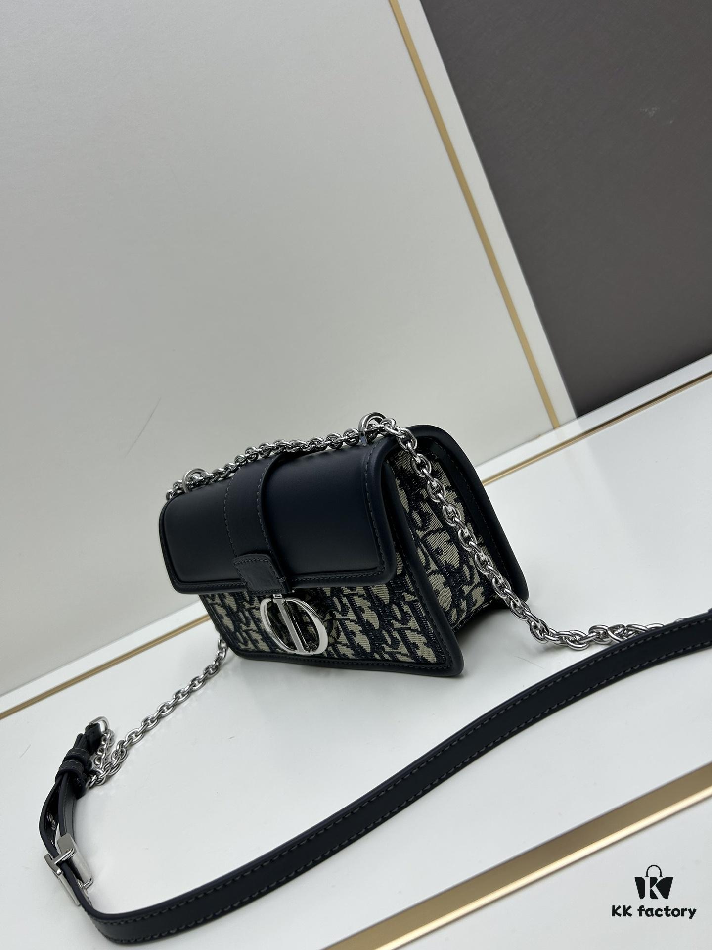 6930a37d6e68136f4d9abd9f Box Set with Authentic Silver Hardware 🔥【New Small Size】Dior 30 Montaigne Bag