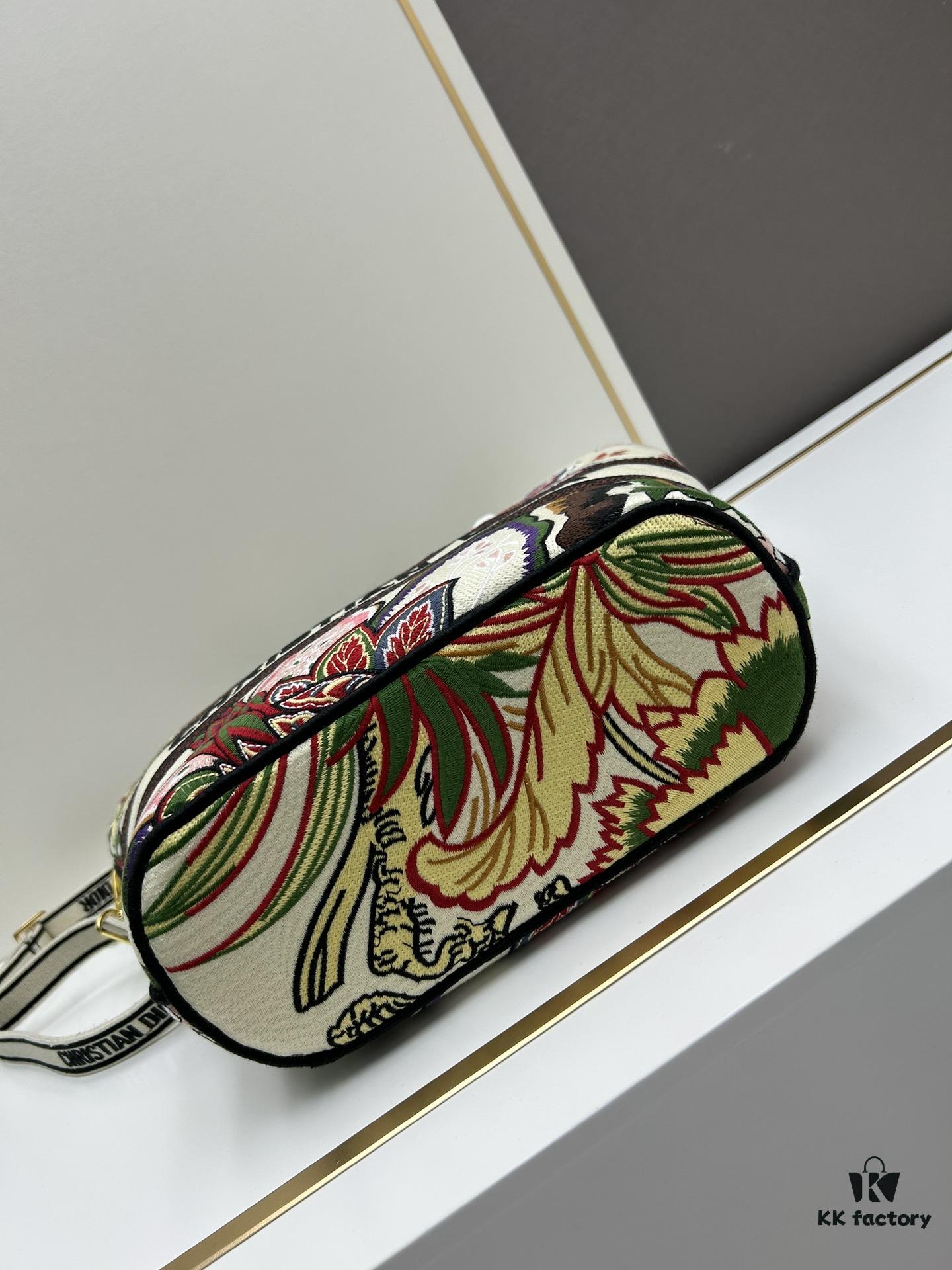 6930a38e6e68136f4d9abdbf Dior ❤ (With Mini Bag + Strap) New Embroidered Basket Bag