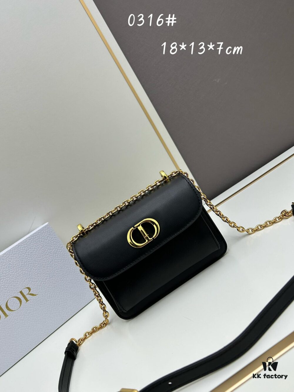6930a3a66e68136f4d9abde8 DIOR Top-Quality Genuine Leather Blue Oblique Print 30 Montaigne Avenue East-West Chain Handbag