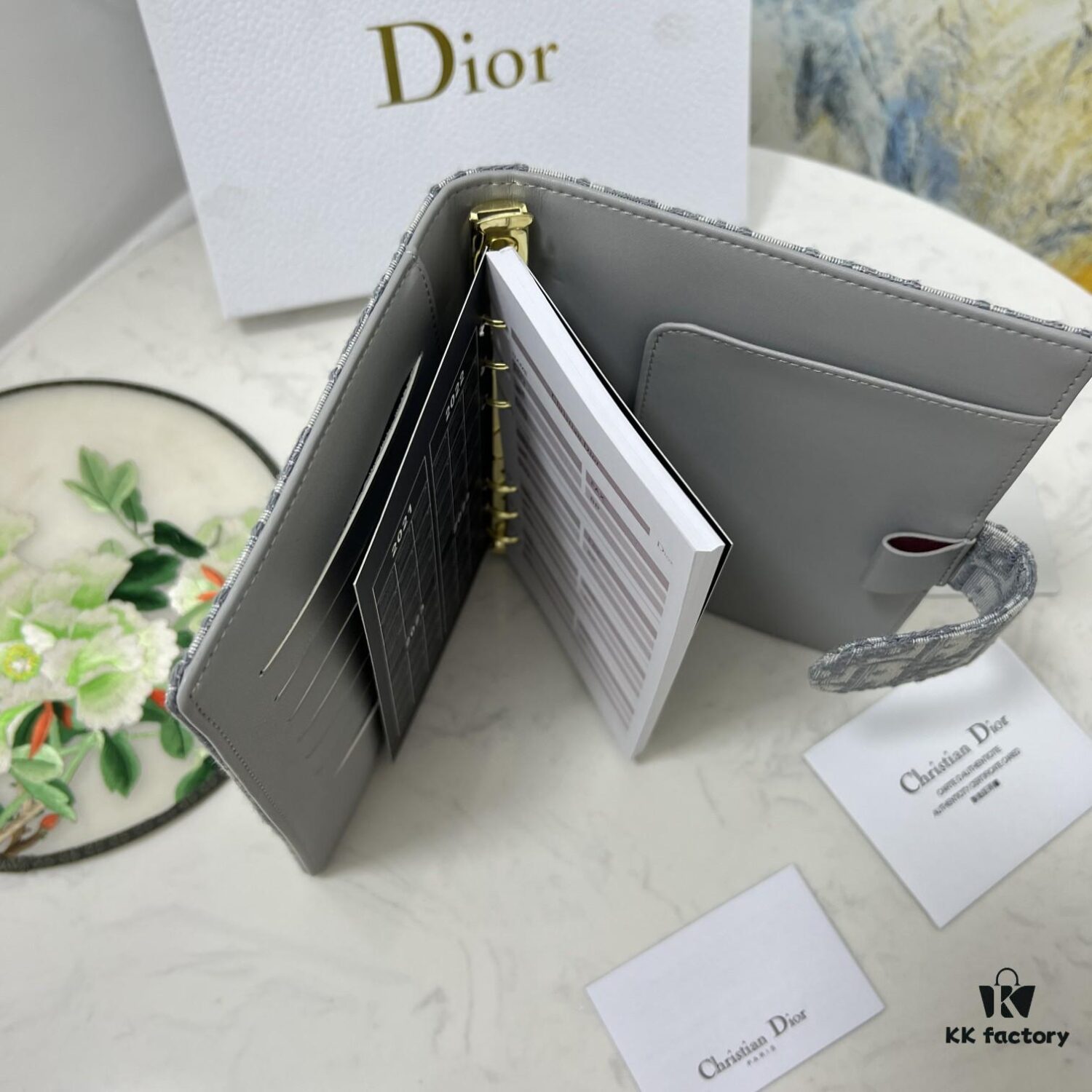 6930a3d66e68136f4d9abe38 Dior Notebook, Counter Model, Exquisite and Smooth Material, Impeccable Craftsmanship, Featuring Card Slots and Dividers, Made from Imported Italian Lamb Leather, Size 15x19x4cm