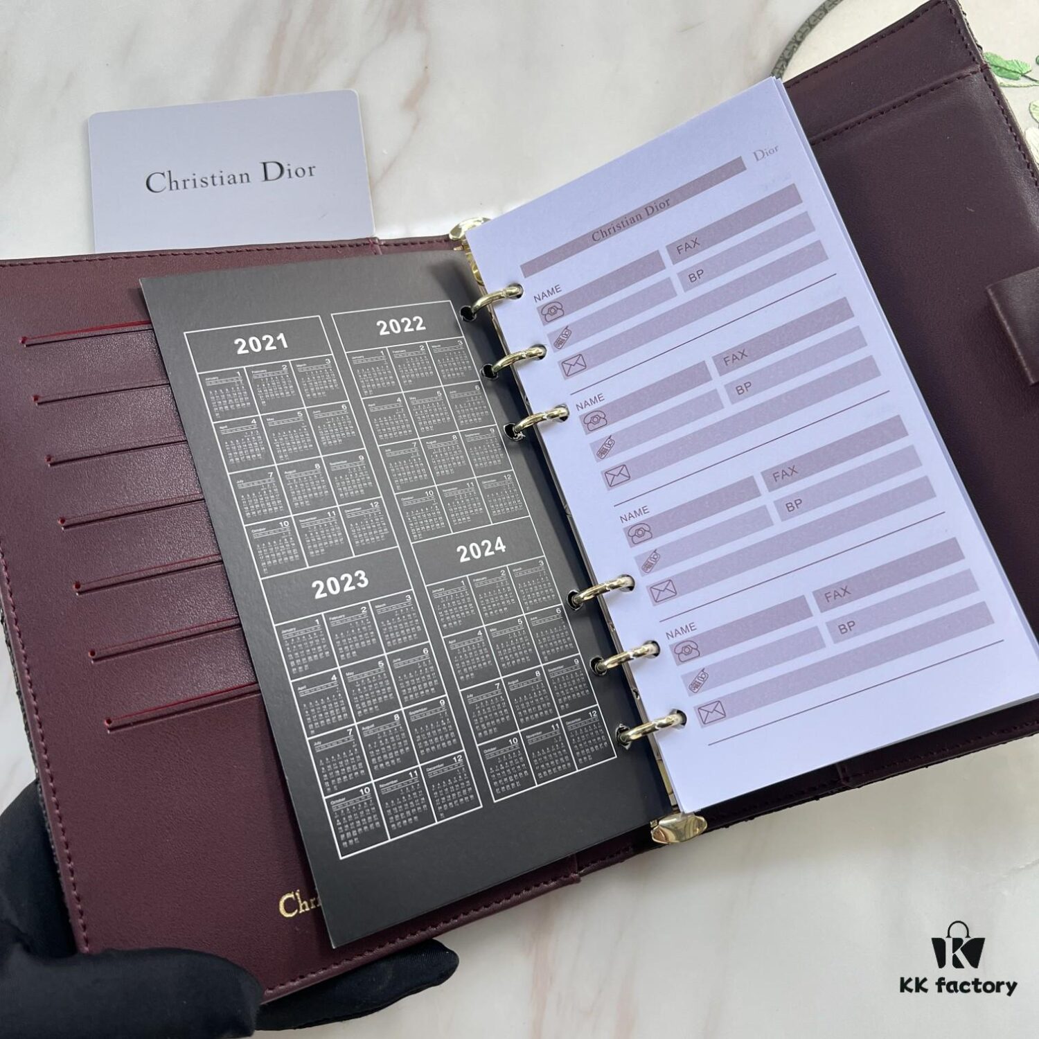6930a3df6e68136f4d9abe4a Dior Notebook, Counter Edition, Fine and Smooth Material, Impeccable Craftsmanship, Built-in Card Slots and Dividers, Made from Imported Italian Lamb Leather, Size 15x19x4cm