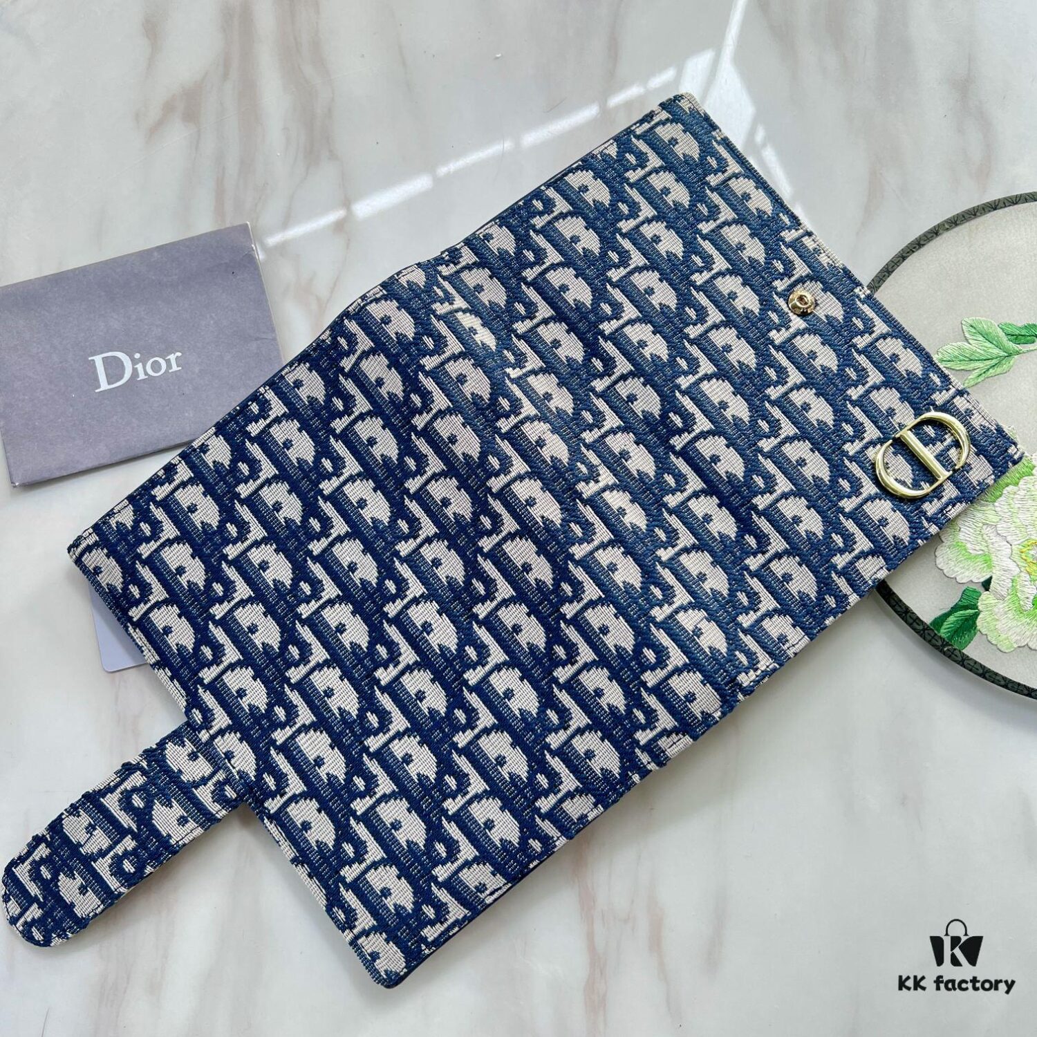 6930a3e26e68136f4d9abe50 Dior Notebook - Counter Style, Fine and Smooth Material, Impeccable Craftsmanship, Interior Card Slots, Italian Lambskin Import, Size 15x19x4cm