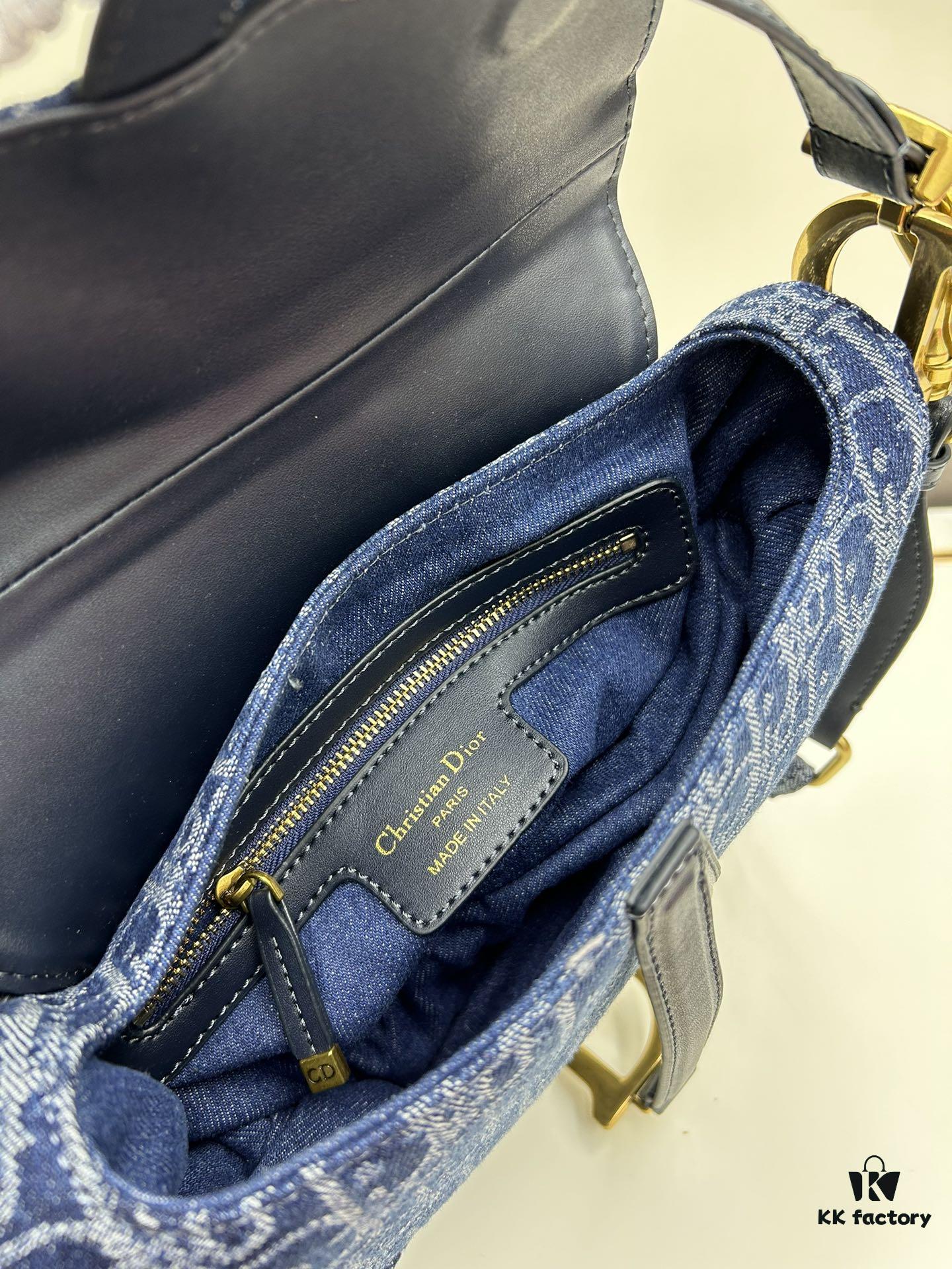 6930a4496e68136f4d9abf41 Large Size (With Box) 【♥Dior Saddle Vintage Collection♥】 Dimensions: 25.5 x 20 x 6.5 cm