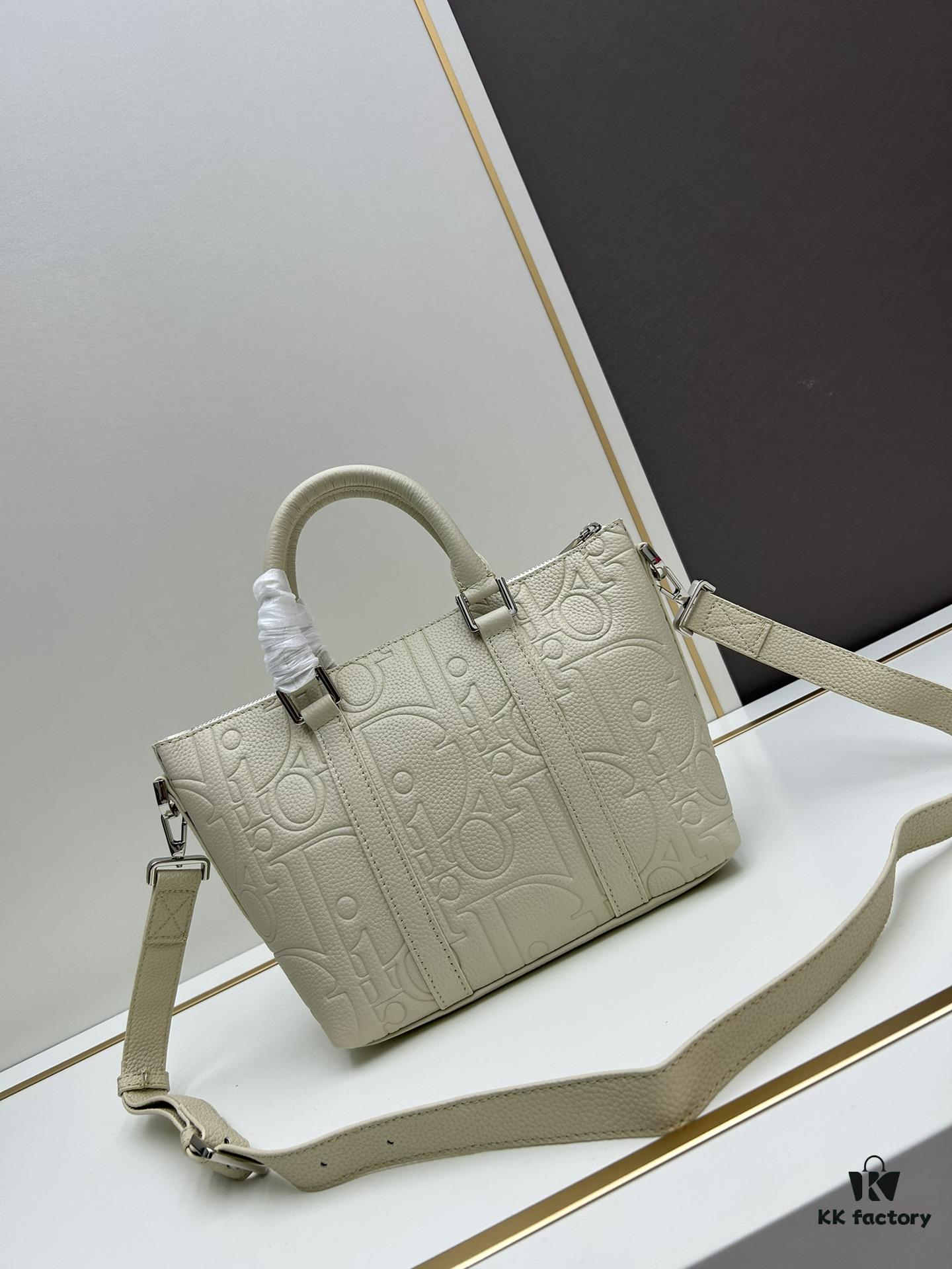 Weekender 25 Handbag in Elegantly Designed Grain Leather with Dior Gravity Pattern