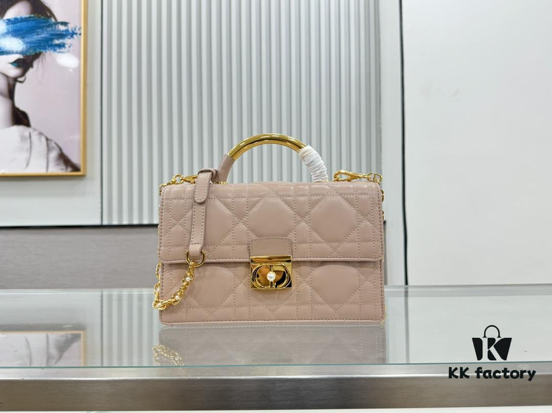 6930a4956e68136f4d9abfca Dior Ange Handbag from the Fall 2024 Ready-to-Wear Collection