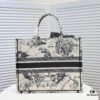 6930a4c76e68136f4d9ac02a Large Size with Scarf 🔥 Embroidered Edge ➔ Dior New Arrival Boutique Shopping Bag! Synchronized with Boutique Release! Limited Edition Worn by Celebrities! Extremely Stylish! Imported Fabric 👍 High-End Quality! Indistinguishable from Genuine When Used in Boutiques! Extra-Large Capacity, Ideal for Outings 👍