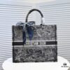 6930a4f66e68136f4d9ac077 Large Size with Silk Scarf 🔥 Embroidered Edging ➔ Dior New Arrival Boutique Shopping Bag! Synchronized with Boutique Release! Limited Edition Worn by Celebrities! Extremely Stylish!