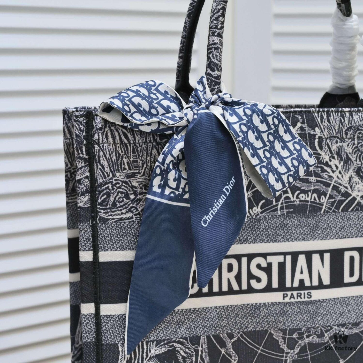 6930a4fe6e68136f4d9ac087 Dior Small Shopping Bag with Silk Scarf, Edged Design - New Arrival from Dior Counter, Limited Edition, Celebrity Style