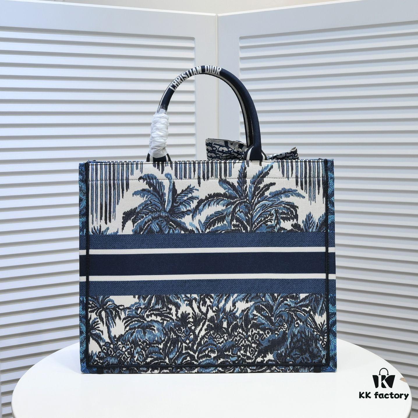 6930a50b6e68136f4d9ac09c Large Size with Silk Scarf 🔥 Embroidered Edge ➔ Dior New Arrival Shopping Tote! Counter Version Updated Synchronously! Limited Edition Worn by Celebrities! Extremely Stylish! Premium Imported Fabric, High-End Quality! Indistinguishable from Counter Purchase! Extra-Large Capacity, Ideal for Outings!