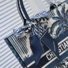 6930a5106e68136f4d9ac0a0 Large Size with Silk Scarf 🔥 Embroidered Edge ➔ Dior New Arrival Shopping Tote! Counter Version Updated Synchronously! Limited Edition Worn by Celebrities! Extremely Stylish! Premium Imported Fabric, High-End Quality! Indistinguishable from Counter Purchase! Extra-Large Capacity, Ideal for Outings!