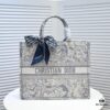 6930a5166e68136f4d9ac0aa Large Size 🔥 Embroidered Edge Dior New Arrival Boutique Shopping Bag! Boutique Synchronized Update! Limited Edition Celebrity Style! Extremely Stylish! Imported Fabric 👍 High-End Quality! Seamlessly Matches Boutique Version, No Worries at All! Extra-Large Capacity, Perfect Choice for Outings 👍