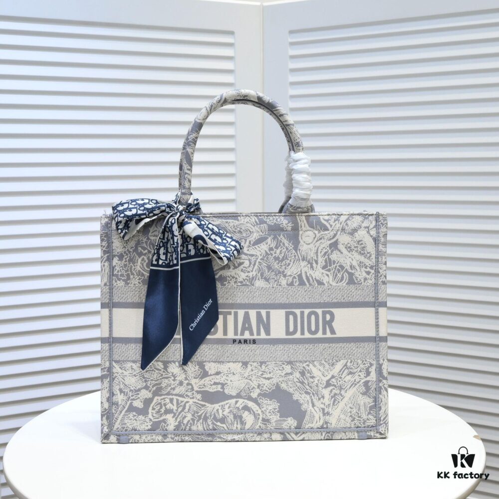 6930a51c6e68136f4d9ac0b5 Dior Small Shopping Bag with Silk Scarf, Edged Design, Limited Edition, Celebrity Style, Imported Fabric, High-End Quality