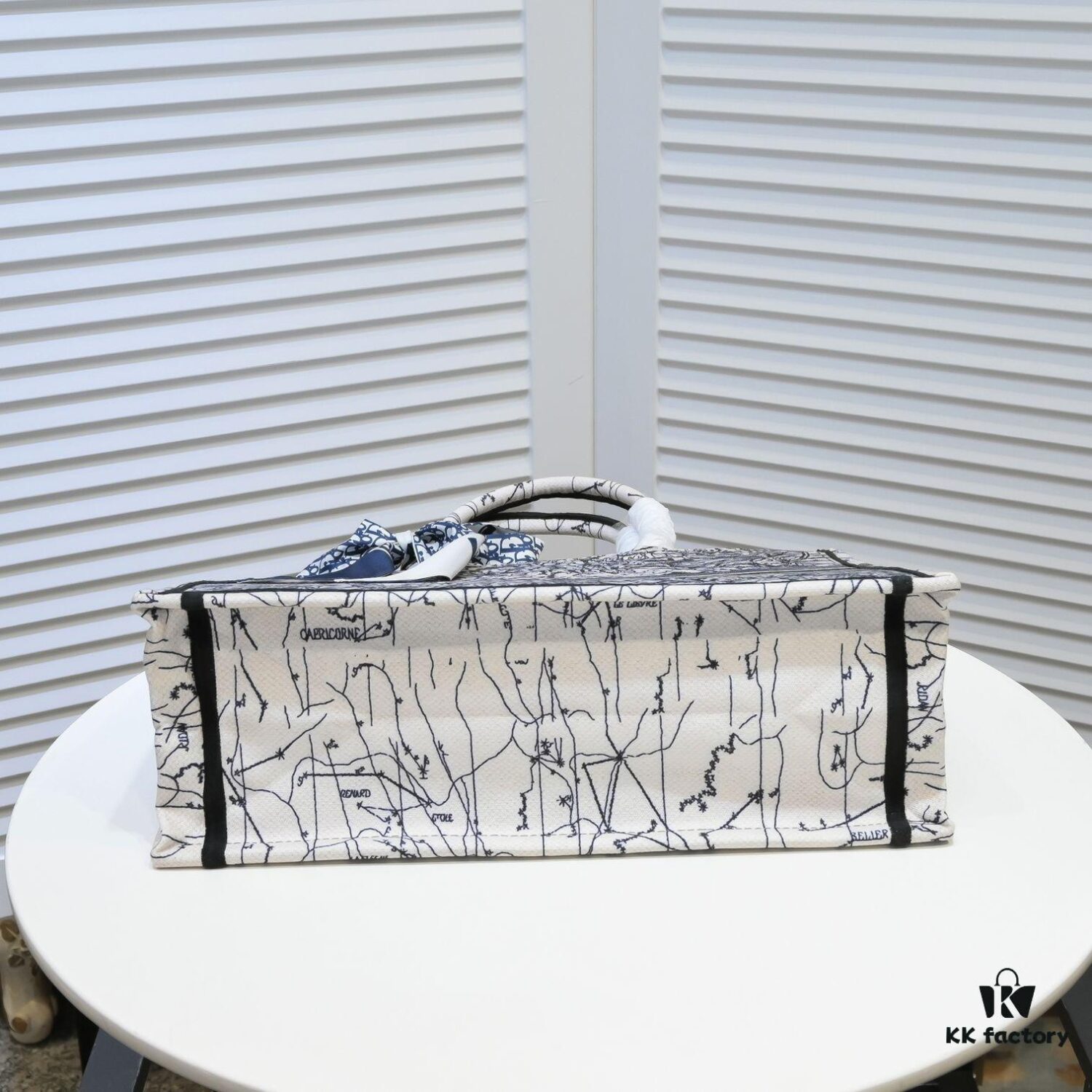 6930a52e6e68136f4d9ac0d1 Large DIOR Dior Shopping Bag with Silk Scarf, Embroidered Edging, Limited Edition, Celebrity Style, High-End Quality