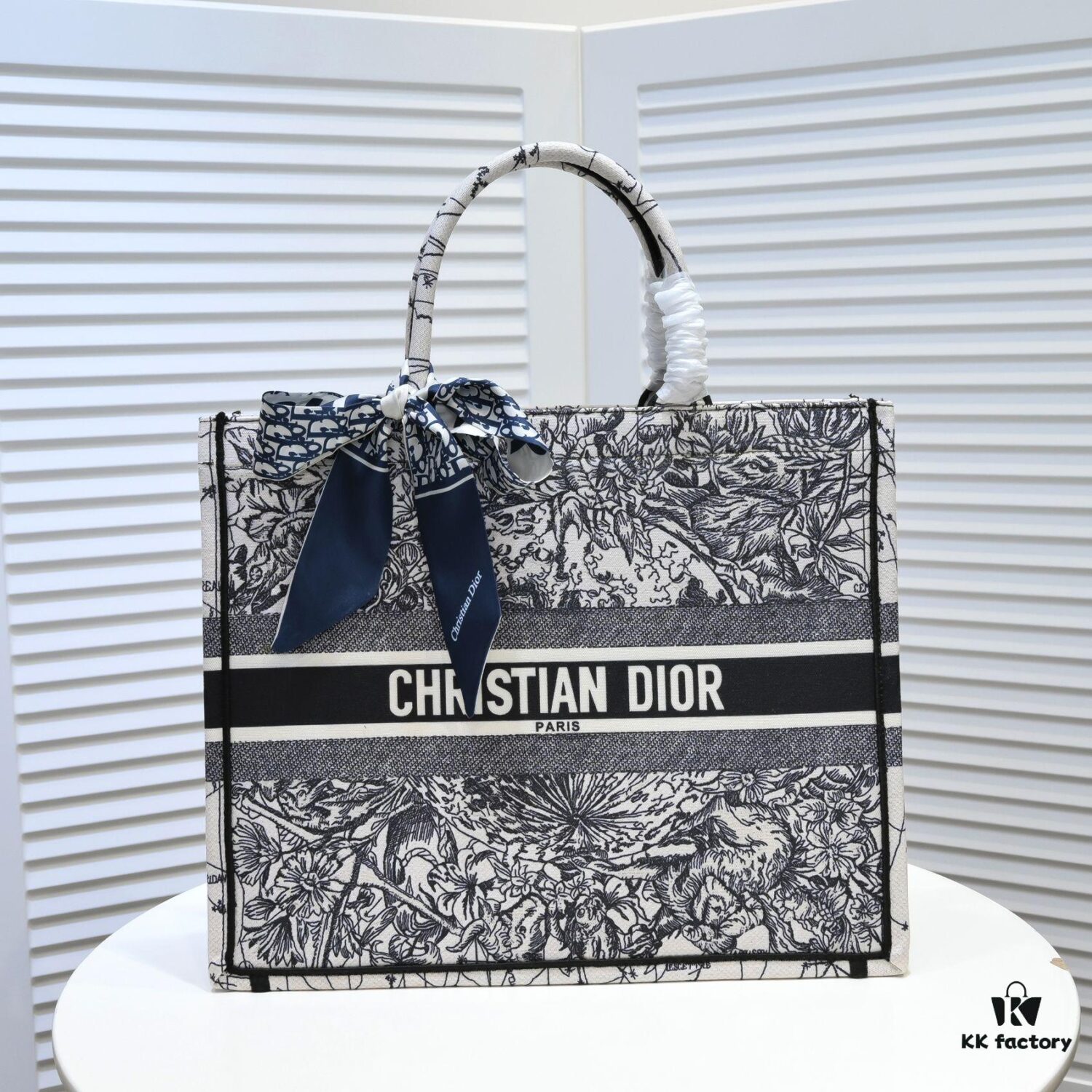 6930a52e6e68136f4d9ac0d3 Large DIOR Dior Shopping Bag with Silk Scarf, Embroidered Edging, Limited Edition, Celebrity Style, High-End Quality