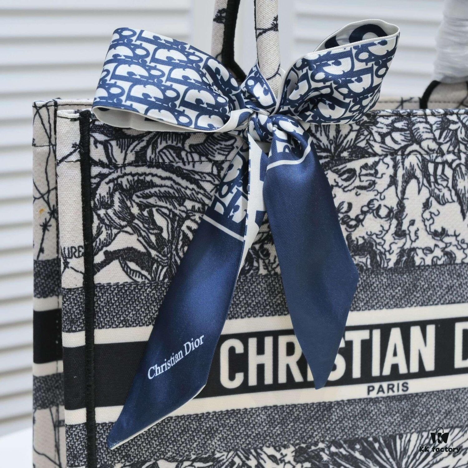 6930a5366e68136f4d9ac0e1 Dior Small Shopping Bag with Silk Scarf, Hemmed, New Arrival from Dior Counter! Limited Edition, Same as Celebrity Style!