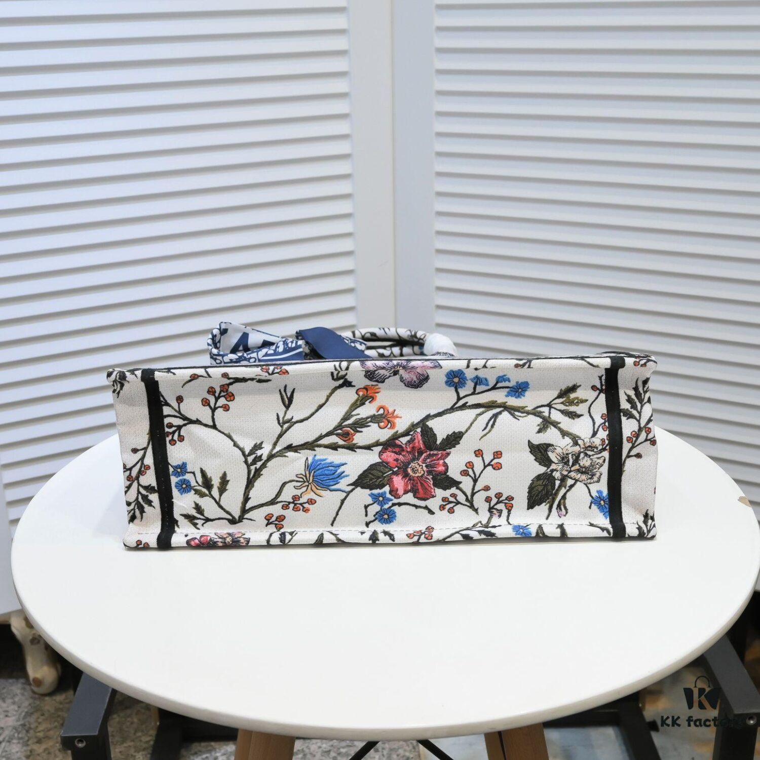 6930a5396e68136f4d9ac0e6 Large Size Dior Shopping Tote with Scarf, Embroidered Edging, Limited Edition, Celebrity Style, High-Quality Imported Fabric