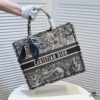 6930a54e6e68136f4d9ac109 Large DIOR Dior Store New Shopping Bag with Scarf, Embroidered Edging, Limited Edition, Celebrity Style, High-End Quality