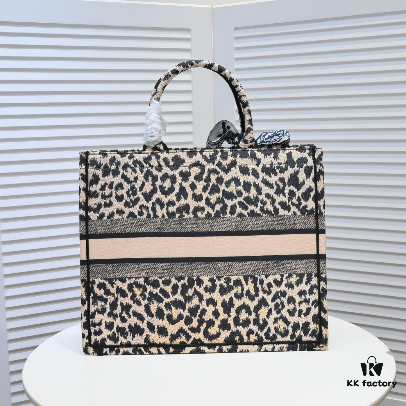 6930a55f6e68136f4d9ac129 Large Size 🔥 Embroidered Edge Dior New Arrival Boutique Shopping Bag! Limited Edition, Same as Celebrity Style!
