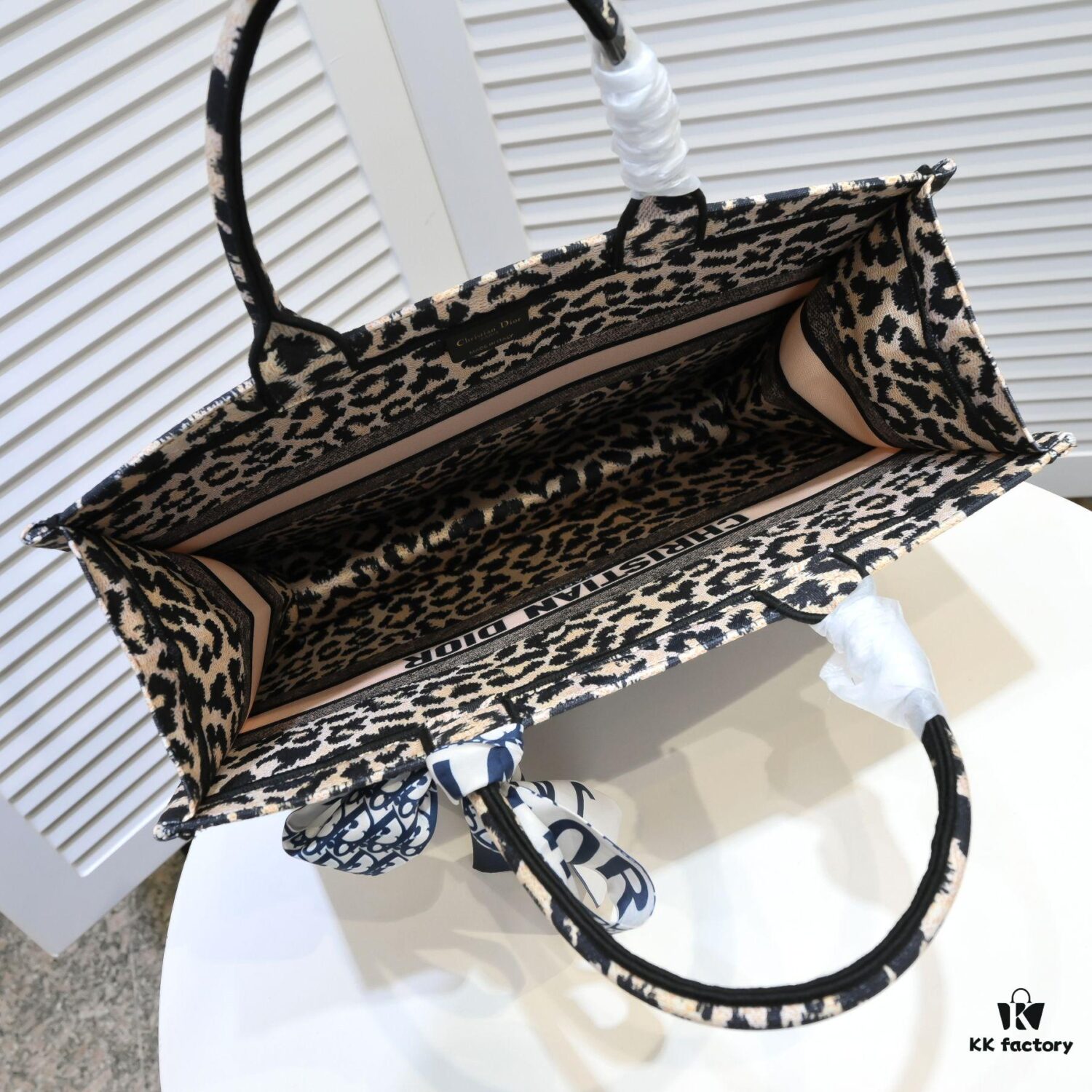 6930a5626e68136f4d9ac130 Large Size 🔥 Embroidered Edge Dior New Arrival Boutique Shopping Bag! Limited Edition, Same as Celebrity Style!