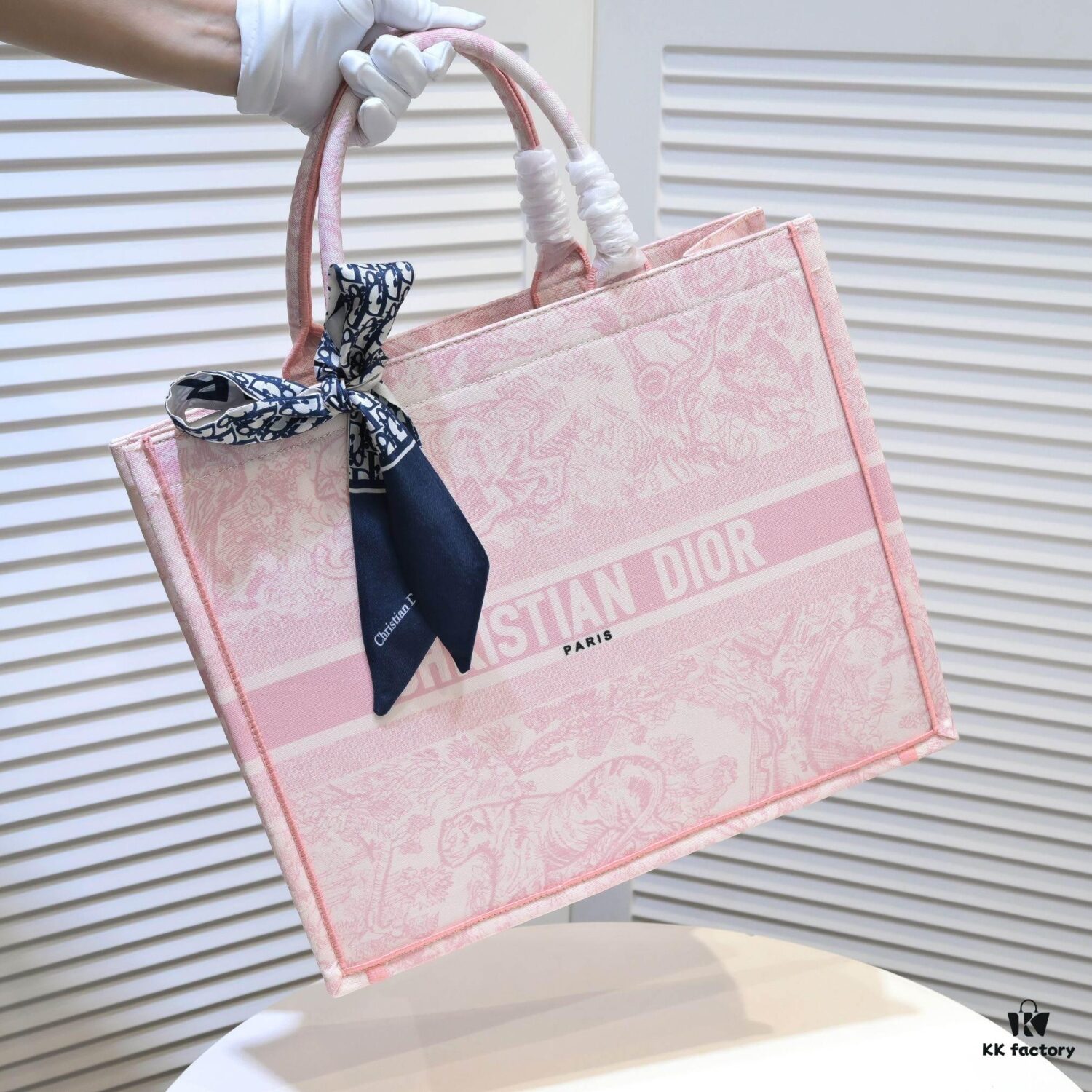 6930a5756e68136f4d9ac150 Large Size 🔥 Embroidered Edge Dior New Arrival Shopping Tote! Counter Version! Limited Edition Worn by Celebrities! Extremely Stylish! Imported Fabric, High-End Quality! Indistinguishable from Genuine Store Items! Extra-Large Capacity, Perfect for Outings!
