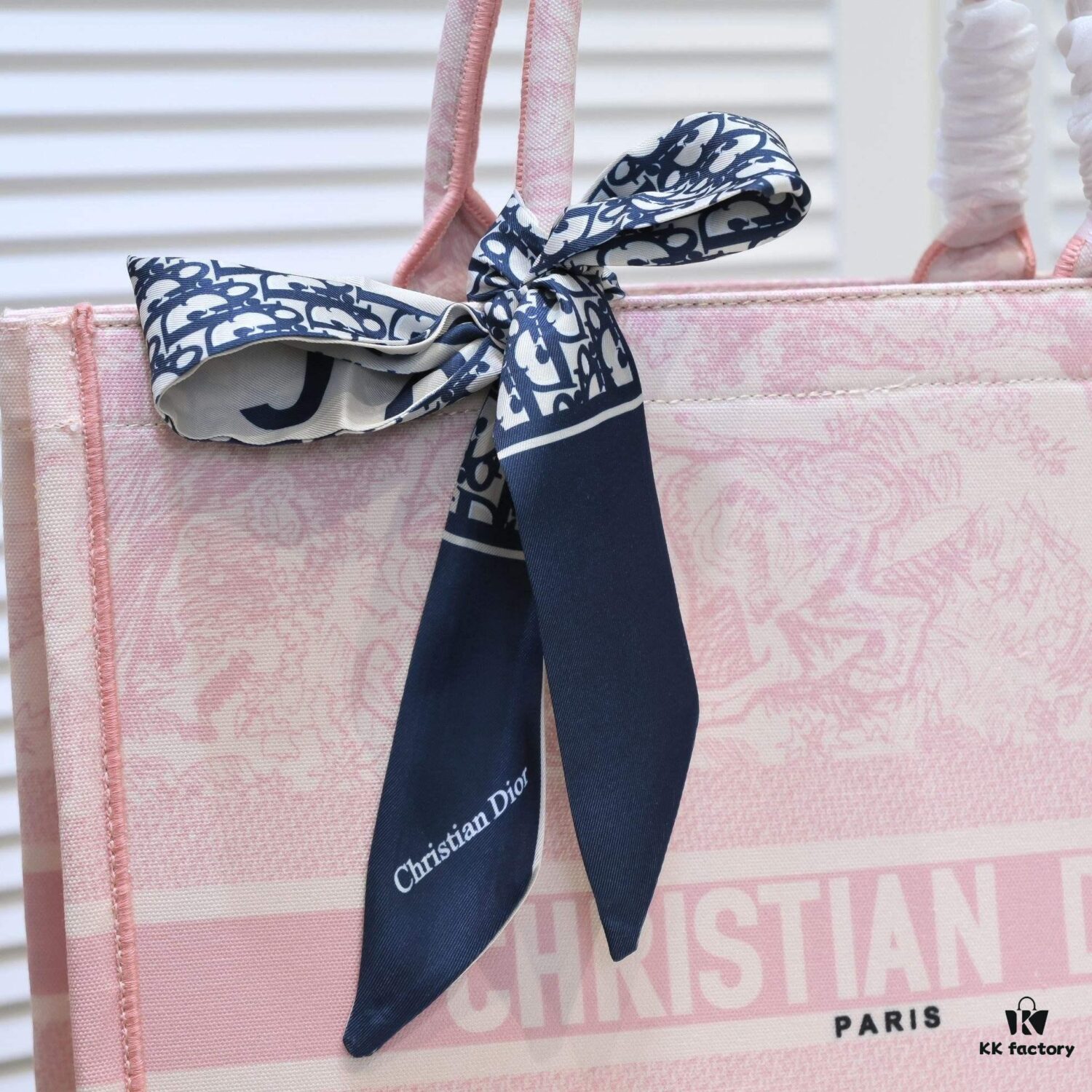 6930a5776e68136f4d9ac152 Large Size 🔥 Embroidered Edge Dior New Arrival Shopping Tote! Counter Version! Limited Edition Worn by Celebrities! Extremely Stylish! Imported Fabric, High-End Quality! Indistinguishable from Genuine Store Items! Extra-Large Capacity, Perfect for Outings!