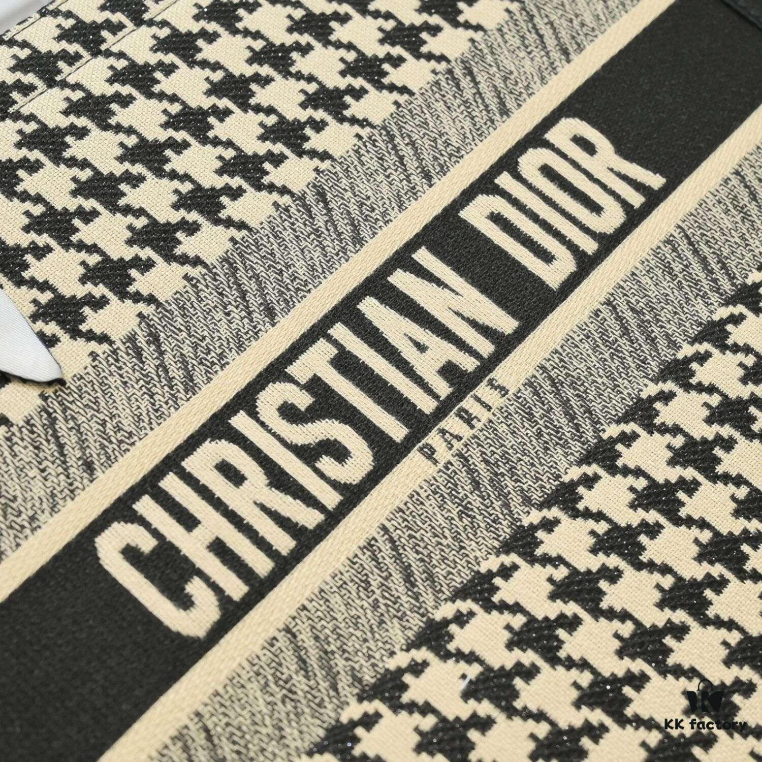 6930a5876e68136f4d9ac16e Original Order Fabric, with Scarf Mini Size, Bound Edges, Dior New Arrival Shopping Tote! Store Version Synchronized Update! Limited Edition Worn by Celebrities! Extremely Stylish! Imported Fabric, High-End Quality!