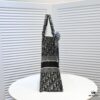 6930a5876e68136f4d9ac170 Large Size with Scarf 🔥 Embroidered Edge ➔ Dior New Arrival Shopping Tote! Counter Synchronized Update! Limited Edition Worn by Celebrities! Extremely Stylish! Premium Imported Fabric, High-End Quality! Indistinguishable from Counter Version! Extra-Large Capacity, Perfect for Outings!
