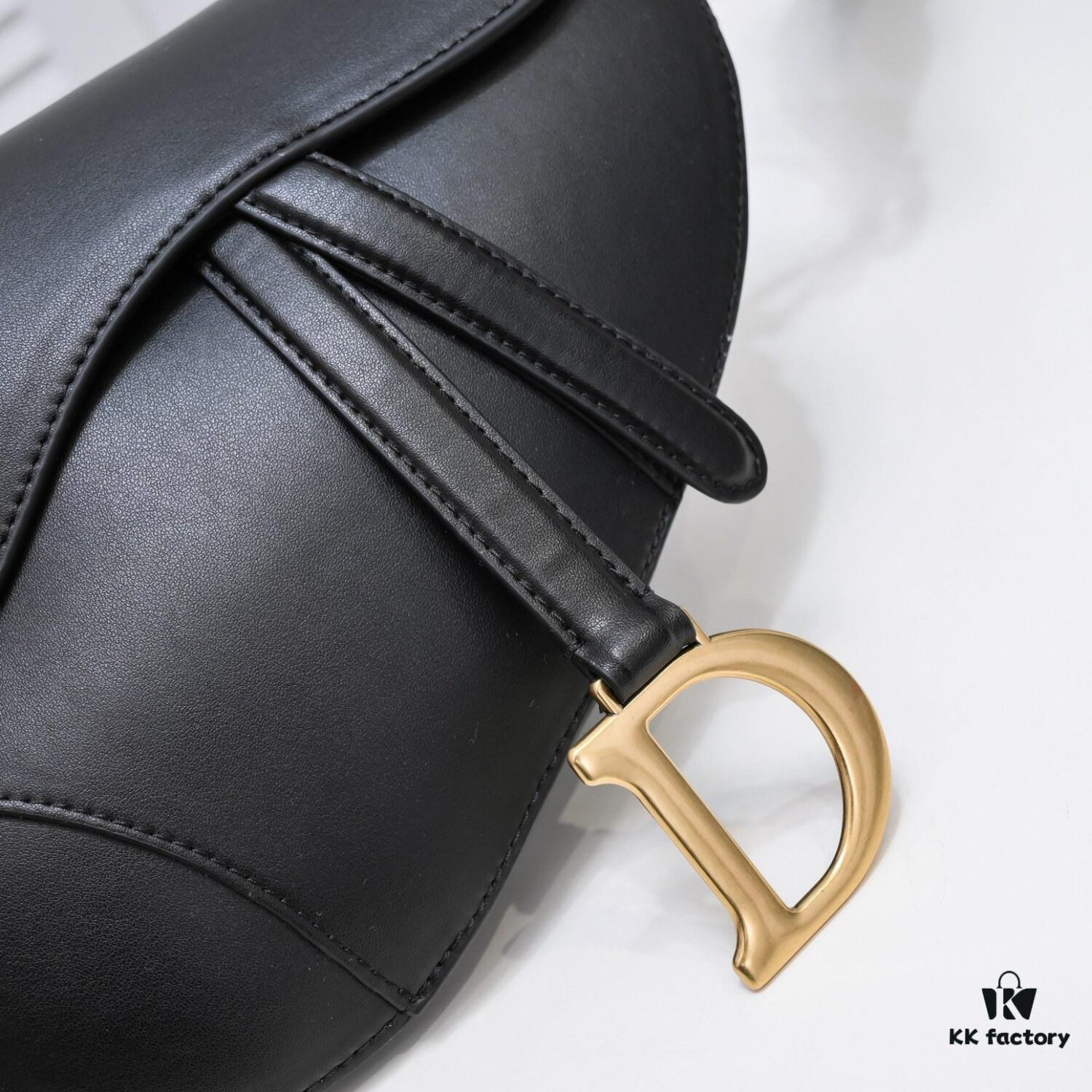 6930a5b26e68136f4d9ac1bb Large Size with Box 【♥️Dior Saddle Classic Series】【Includes Retail Box 🎁】