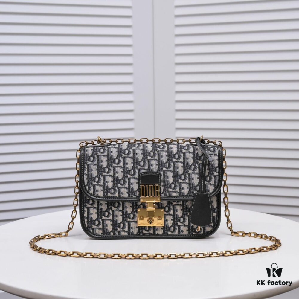 DIOR OBLIQUE Flap Handheld Bag with Chain Detail