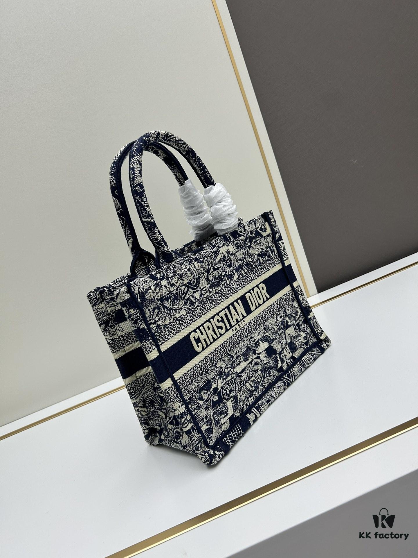6930a5fb6e68136f4d9ac240 Book Tote Bag with Embroidered Small Size 26.5cm