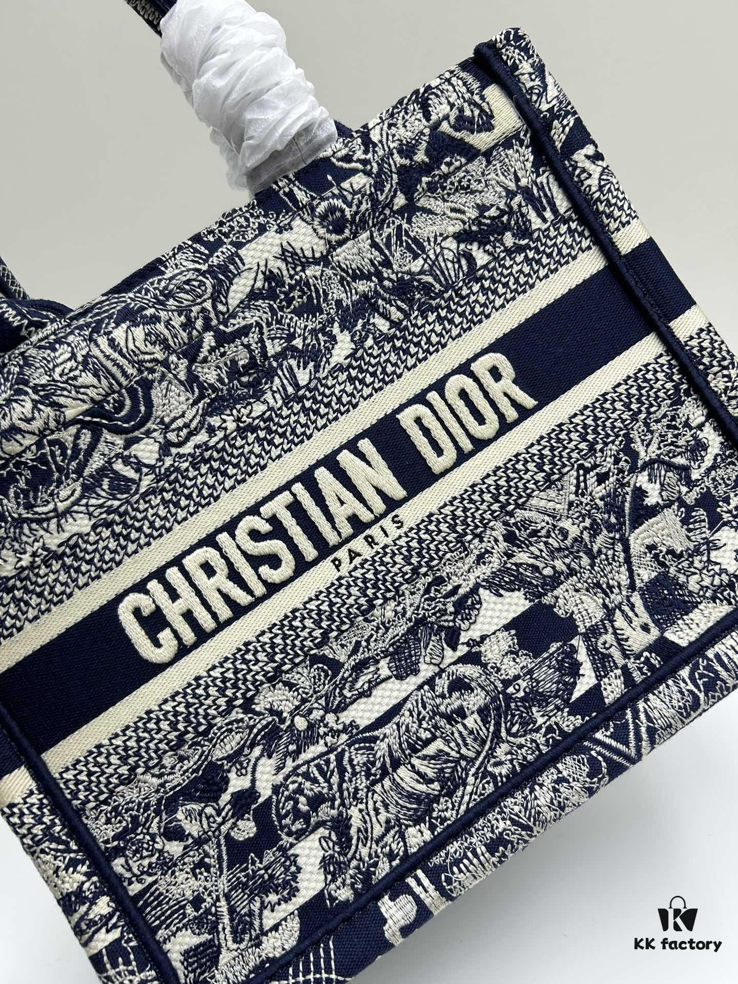 6930a5fe6e68136f4d9ac244 Book Tote Bag with Embroidered Small Size 26.5cm
