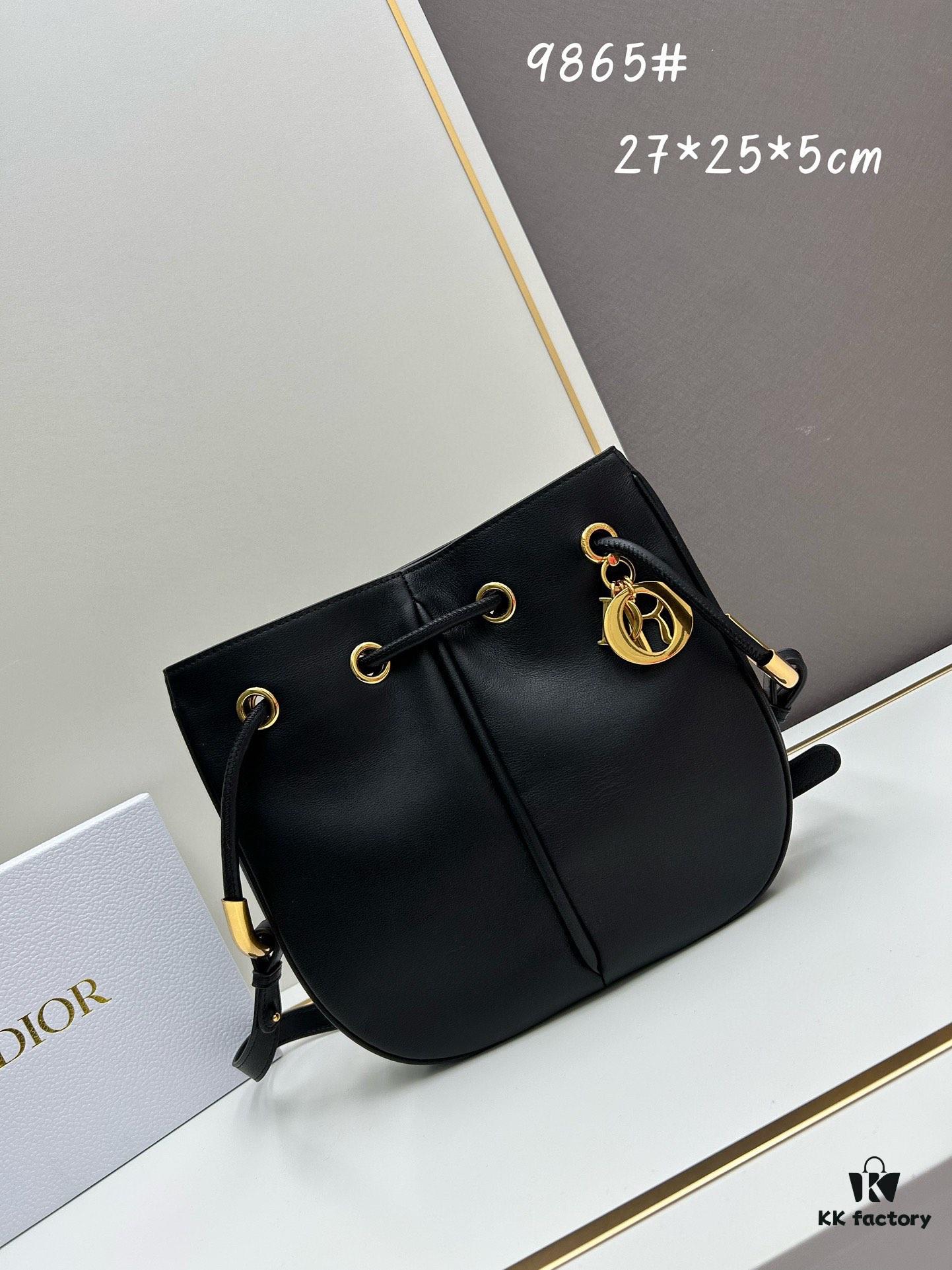 6930a61f6e68136f4d9ac283 Full Leather Blue Cloth Dior Nolita Handbag from the 2024 Fall-Winter Ready-to-Wear Collection
