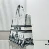 6930a6496e68136f4d9ac2ce Thick Stitching, Heavy Fabric Original Order Large Size Di0r Book Tote