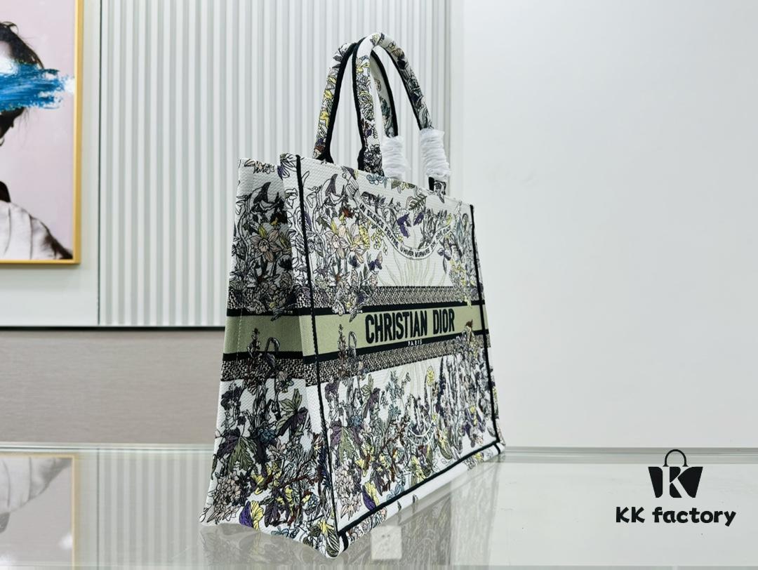 6930a6706e68136f4d9ac319 Vintage-style Oversized Dior Book Tote in Thick, Heavyweight Fabric – Original Surplus Stock