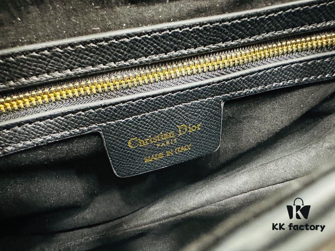6930a6816e68136f4d9ac337 New Arrival☀️ Palm Grain Saddle Bag – Be a Classic with Classics