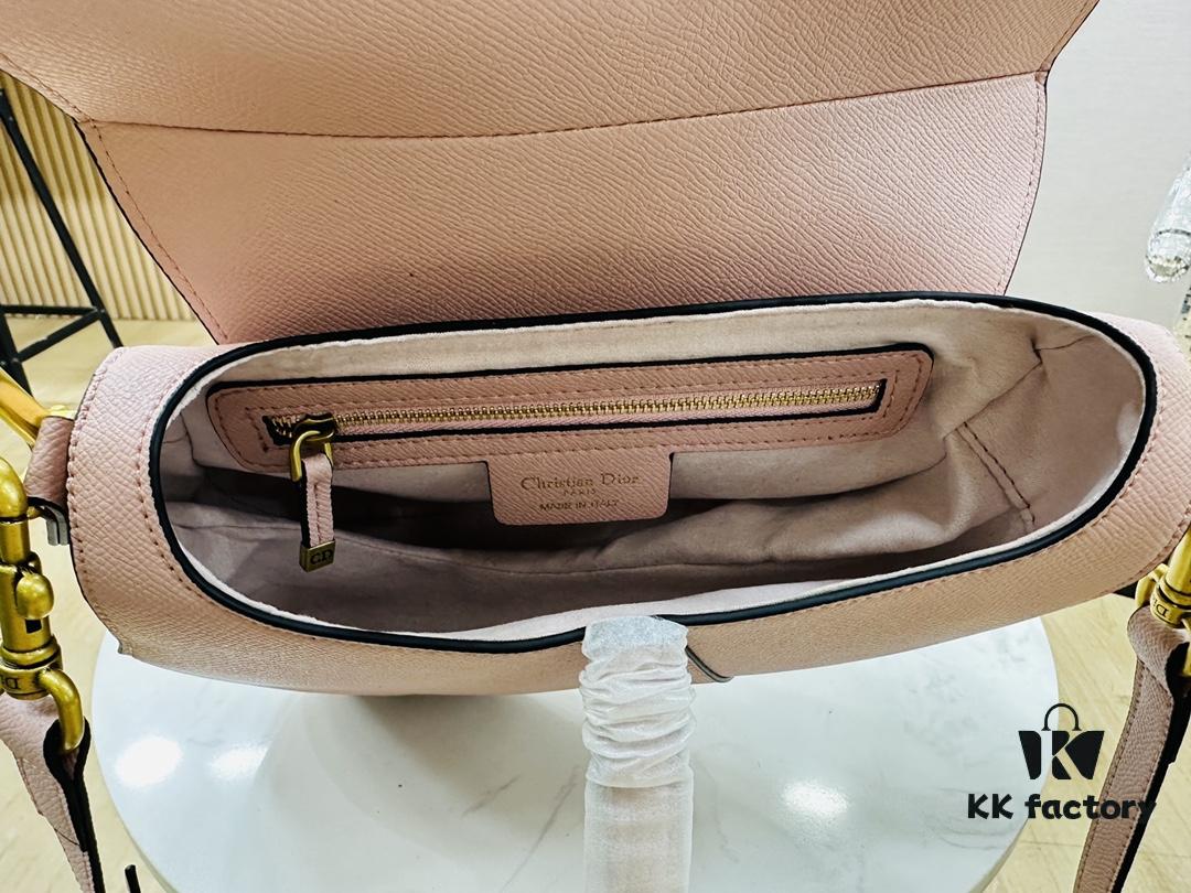 6930a6946e68136f4d9ac358 New Arrival☀️ Palm-Print Saddle Bag Be a Classic with Classics — Fashion Comes and Goes, But Classics Are Forever