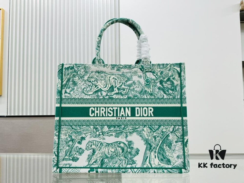 6930a6996e68136f4d9ac363 Oversized Original Order Thick Yarn Fabric Dior Book Tote