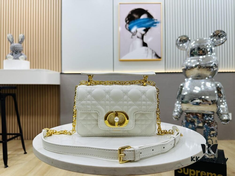 6930a6b36e68136f4d9ac395 Dior Jolie Bag Handbag