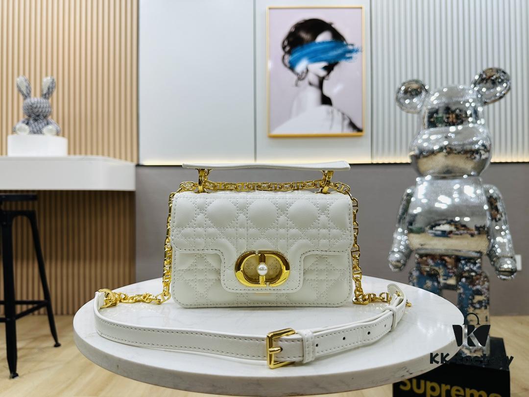 6930a6b36e68136f4d9ac395 Dior Jolie Bag Handbag