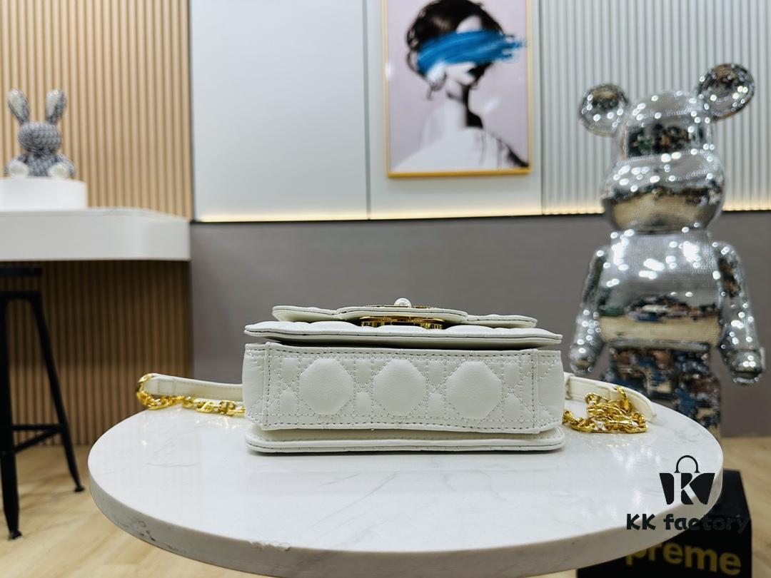 6930a6b66e68136f4d9ac399 Dior Jolie Bag Handbag