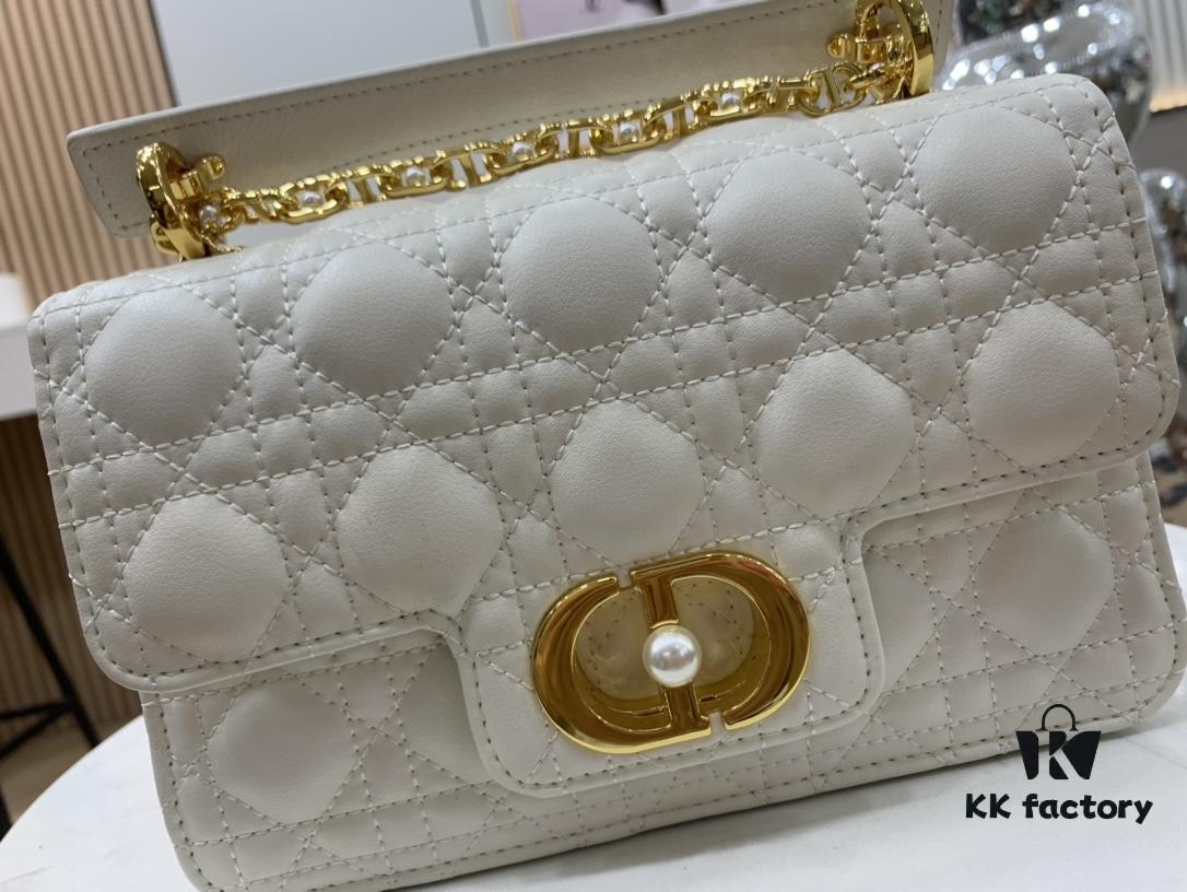 6930a6b96e68136f4d9ac3a0 Dior Jolie Bag Handbag
