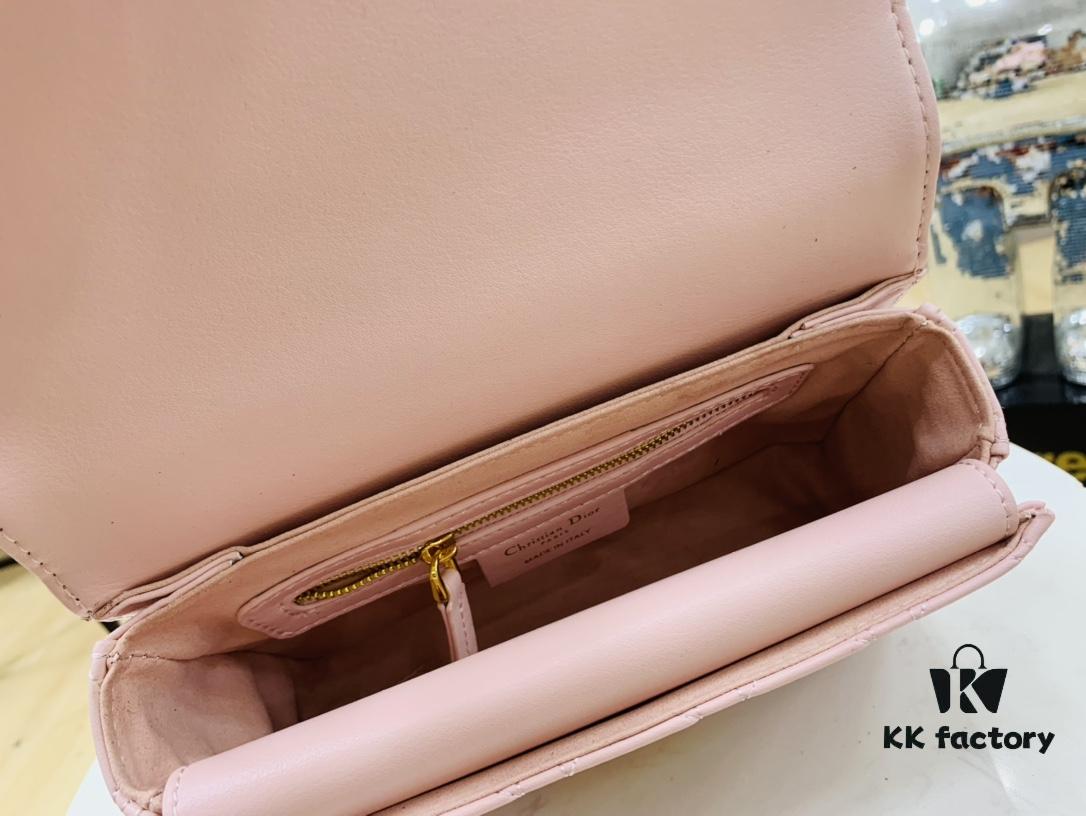 6930a6c46e68136f4d9ac3b6 Dior Jolie Bag