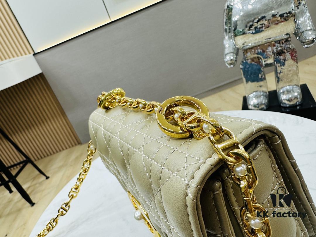 6930a6c76e68136f4d9ac3bd Dior Jolie Bag Handbag