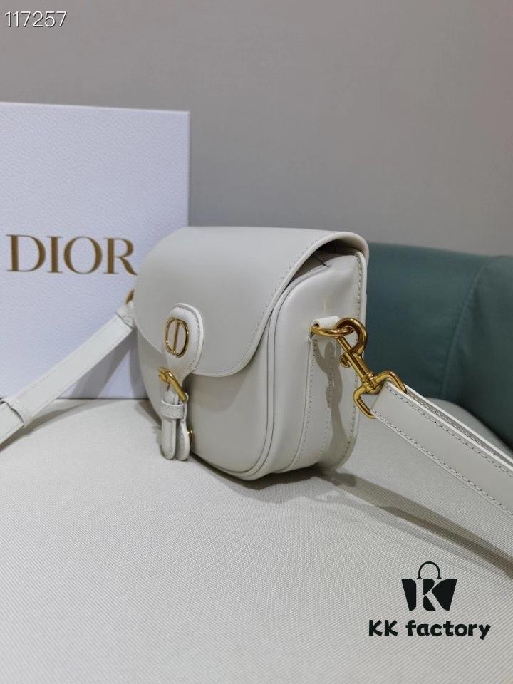 6930a6d86e68136f4d9ac3d9 Dior 2023 New Arrival Full Leather Version Bobby Bag Early Autumn Vintage Style
