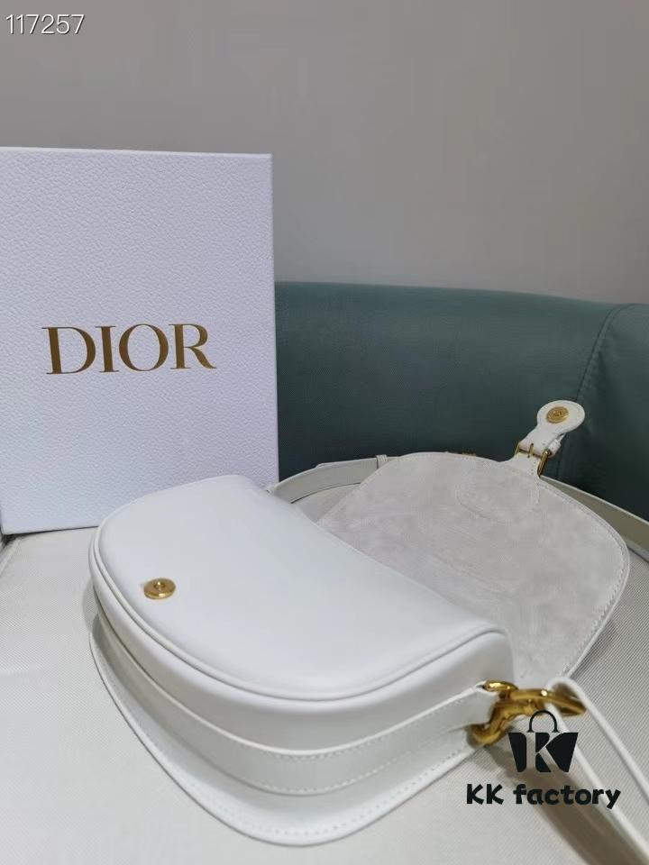 6930a6d86e68136f4d9ac3e0 Dior 2023 New Arrival Full Leather Version Bobby Bag Early Autumn Vintage Style