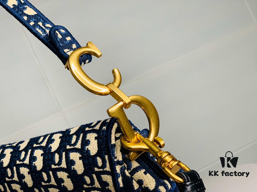 6930a6ed6e68136f4d9ac406 Latest Dior Saddle Bag, Vintage Pattern Collage Edition