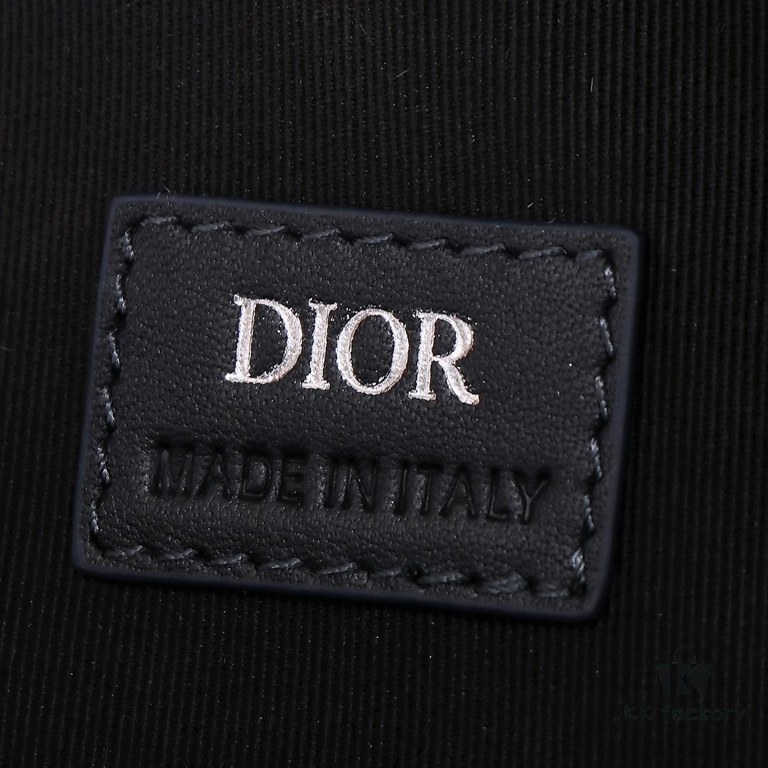6930a6fe6e68136f4d9ac42b Safari Messenger Bag in Dior Blue CD Diamond Canvas