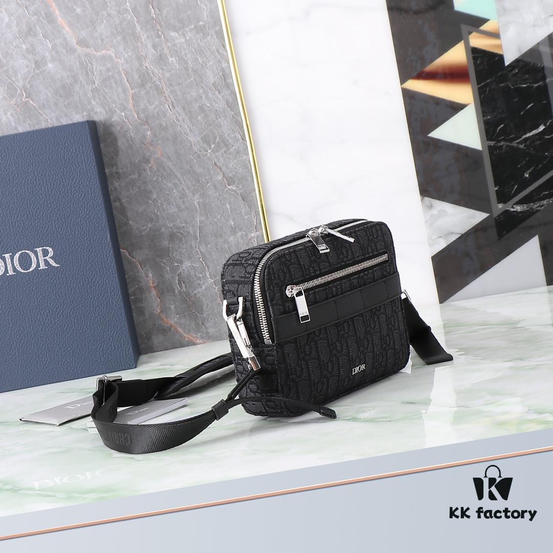6930a7006e68136f4d9ac432 Dior Homme Men's Camera Crossbody Bag Model 206VPI-H03E (Black Jacquard)