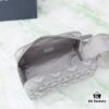 6930a71a6e68136f4d9ac46a This toiletry bag combines practical functionality with minimalist design. Crafted from Dior gray CD Diamond canvas inspired by the Dior archives, it features smooth calf leather trims in matching tones and a signature Dior logo on the front.